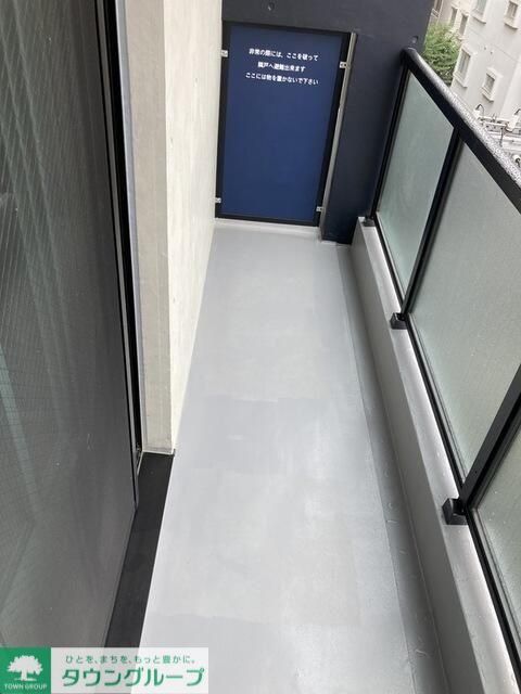 バルコニー　バルコニー