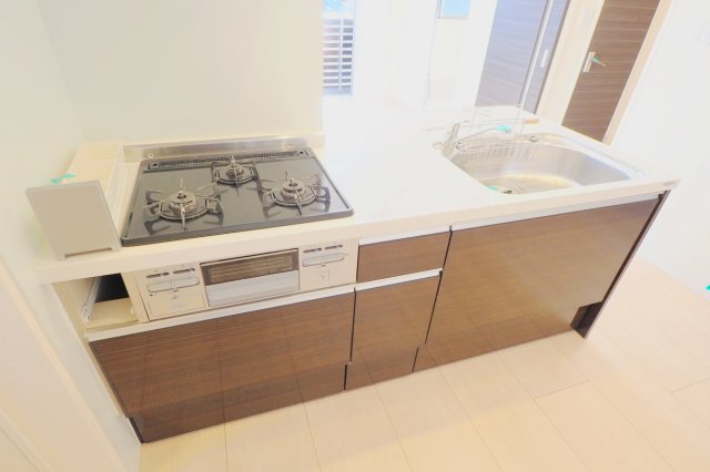 バス・シャワールーム　※別部屋のお写真です※