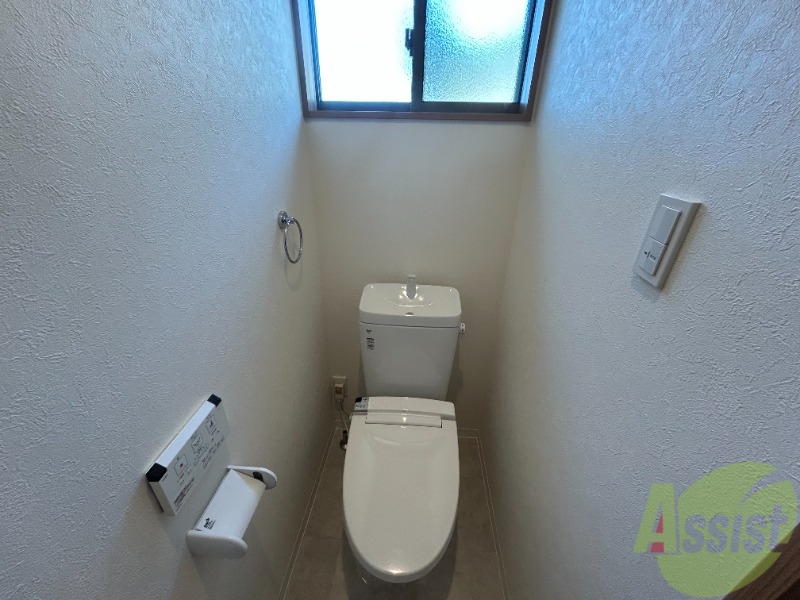 トイレ　トイレは清潔感があり安心して使用できそうです。