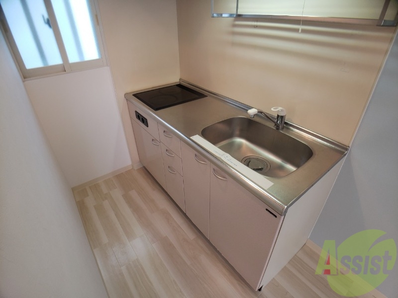 キッチン　キッチンにはＩＨクッキングヒーターも完備です！