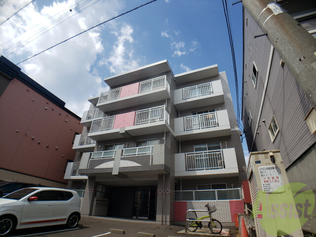 建物外観　札幌市北区麻生町「Ｓ－Ｃｏｕｒｔ麻生」