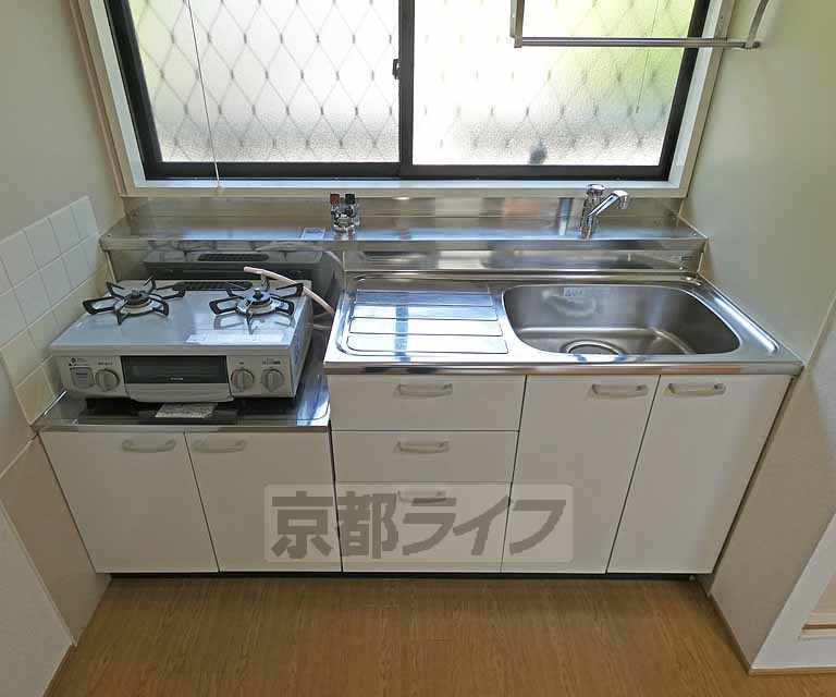 キッチン　キッチンです。