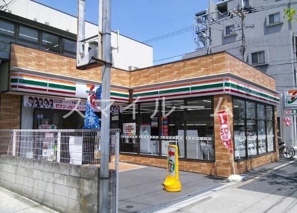 コンビニ　セブンイレブン大田区大森北6丁目店（コンビニ）まで360m