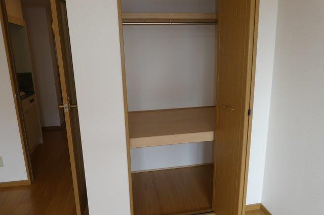 収納　洋室クローゼット
