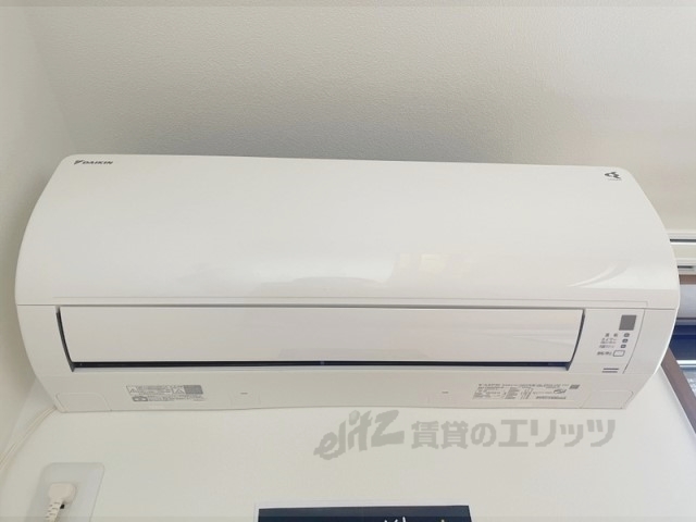 その他設備　玄関側
