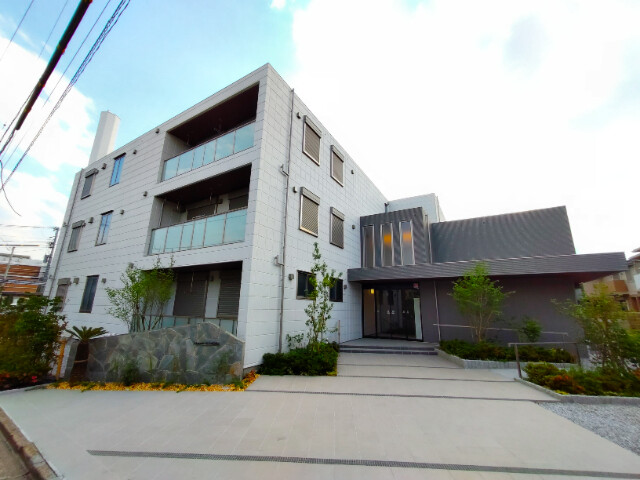 建物外観　静かな環境。おしゃれな外観