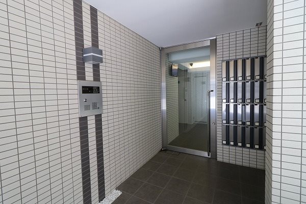 エントランス　エントランス