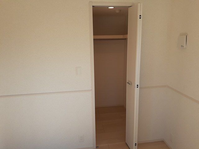 収納　大容量ウォークインクローゼットです