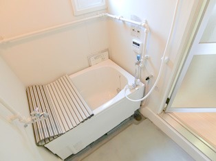 バス・シャワールーム　同タイプ内観です