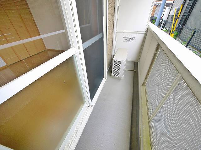 バルコニー　陽当たり良好なバルコニーです