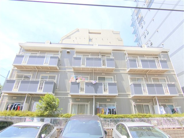 建物外観　1993年4月築　鉄骨造地上3階建て1K 2LDK.3K総戸
