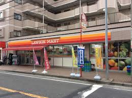 スーパー　ローソンストア100高田東店（スーパー）まで376m