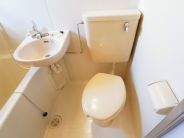 トイレ　別部屋参考写真