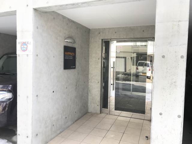 エントランス　こちらからどうぞ☆