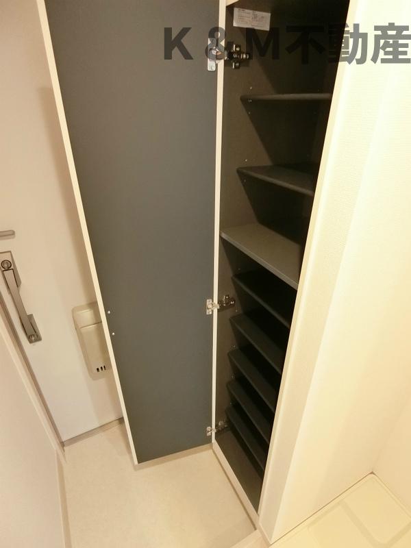 玄関　明るい玄関です