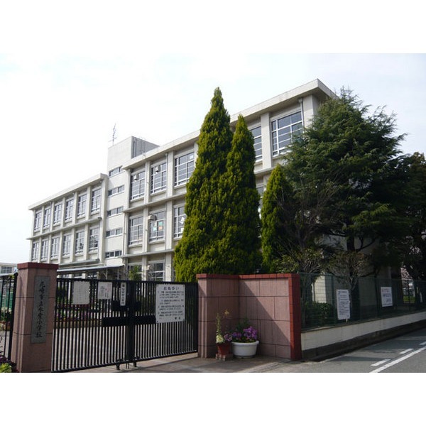 小学校　尼崎市立水堂小学校（小学校）まで888m