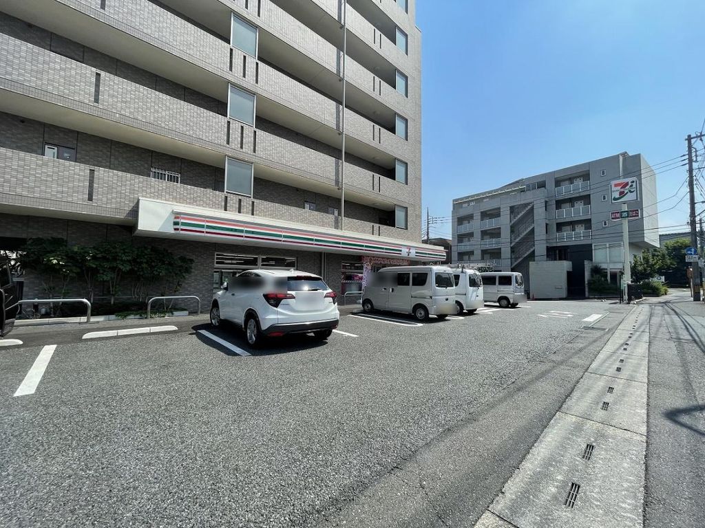 コンビニ　セブン-イレブン さいたま上峰店（コンビニ）まで350m