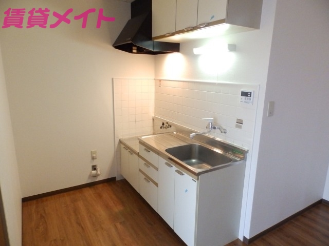 キッチン　同型参考写真