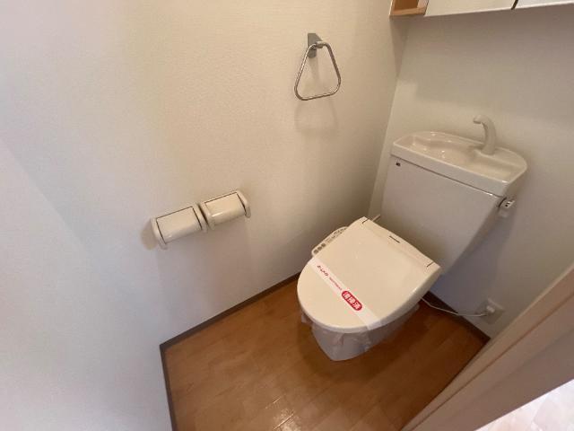 トイレ　シャワー付トイレ