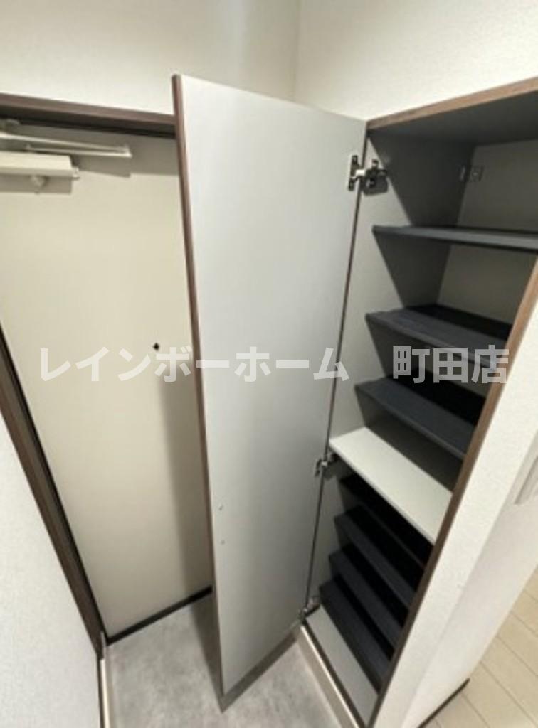 玄関　同施工会社参考写真