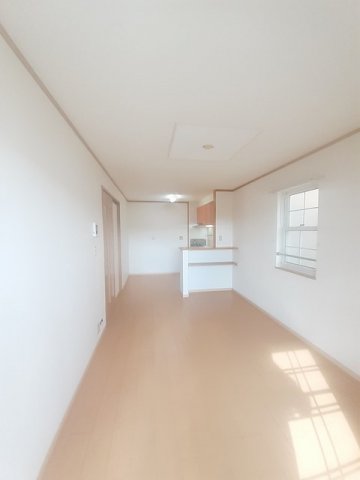 居室・リビング　使いやすい居間です