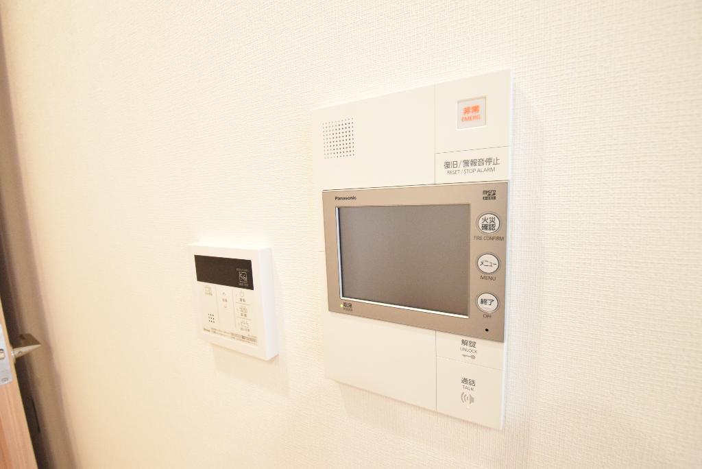 セキュリティ　カメラ付インターホン