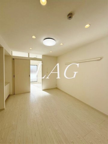 居室・リビング　洋室のお部屋です。（同一仕様）