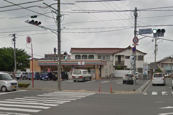 コンビニ　セブンイレブン浜松新津町店（コンビニ）まで150m