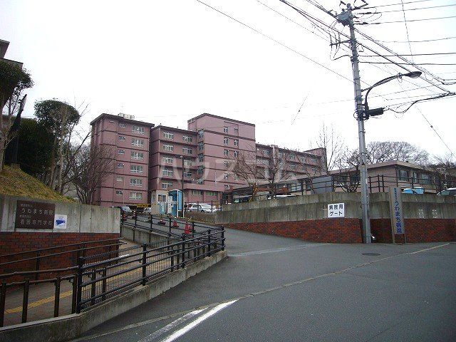 病院　横須賀市立うわまち病院（病院）まで1057m
