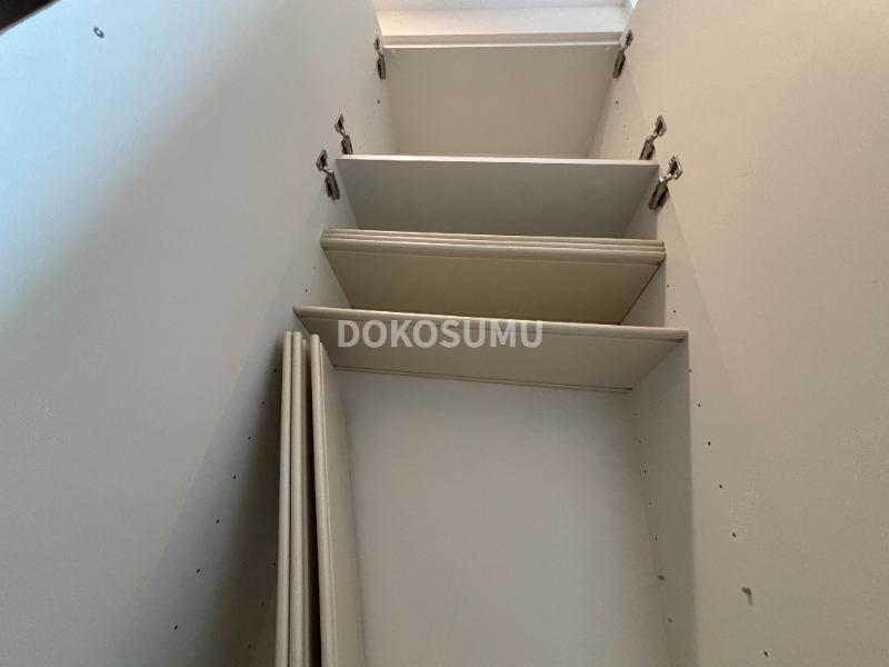 玄関　住まいの顔として相応しい、気品とゆとりのあるエントランス。