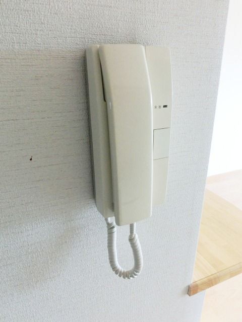 セキュリティ　インターホンつきです。