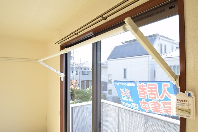 その他　雨の日に重宝する室内物干し設備
