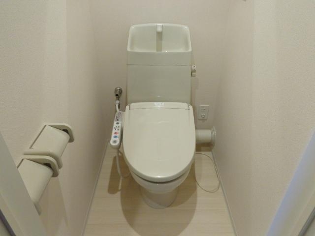 トイレ　シャワー付トイレ