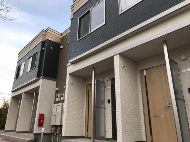 建物外観　外観写真（昼）