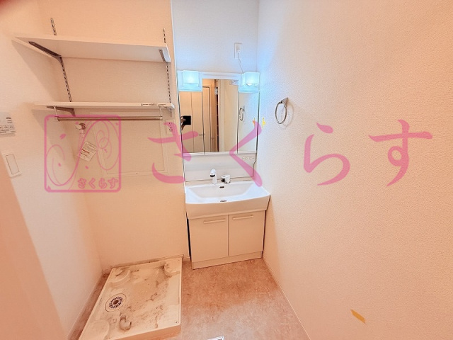 洗面設備　同型モデル