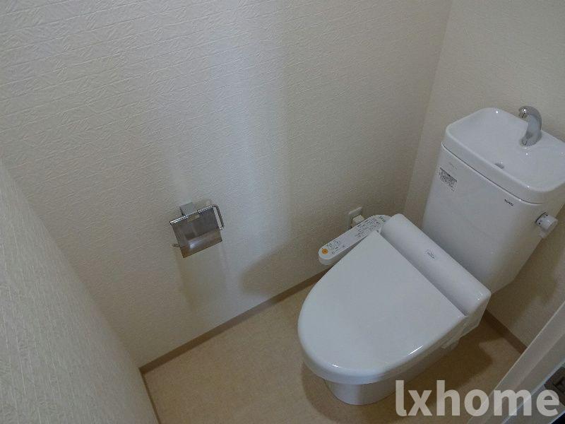 トイレ　落ち着いたトイレです