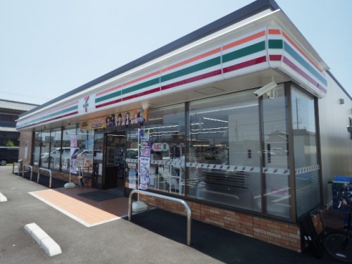 コンビニ　セブンイレブン 焼津石津店（コンビニ）まで227m