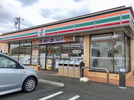 コンビニ　セブンイレブン山口インター店（コンビニ）まで1118m