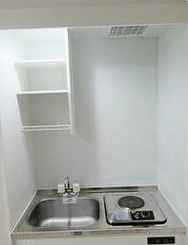 キッチン　別部屋参考写真となります