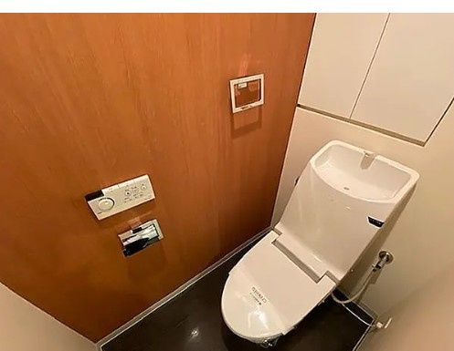トイレ　写真は同タイプ住居です。