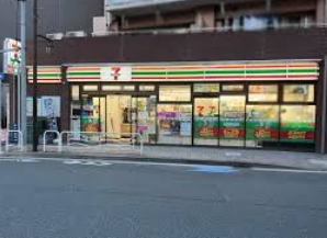 コンビニ　セブンイレブン江東門前仲町1丁目店（コンビニ）まで36m