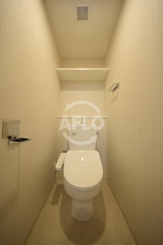 トイレ　エステムコート堺筋本町　トイレ