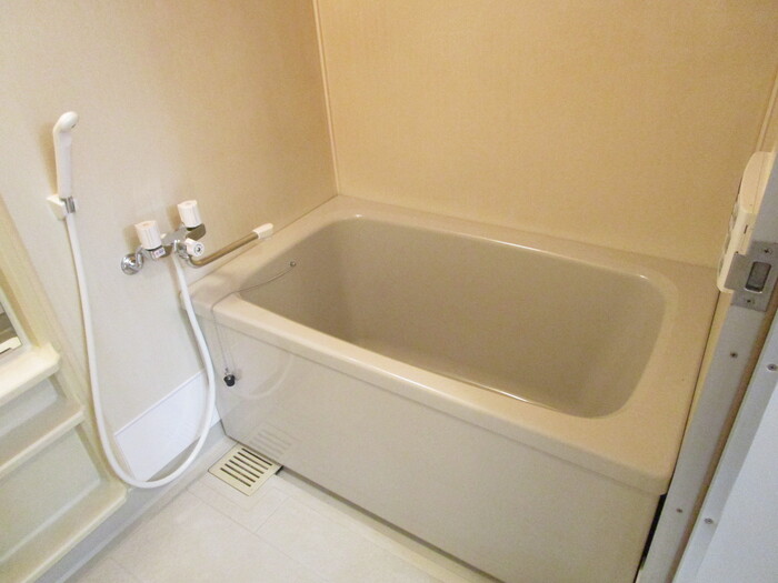 バス・シャワールーム　参考写真（同物件別部屋）
