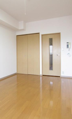 その他部屋・スペース　【駅近♪明るい2面採光】嬉しい敷地内ゴミ置き場完備！