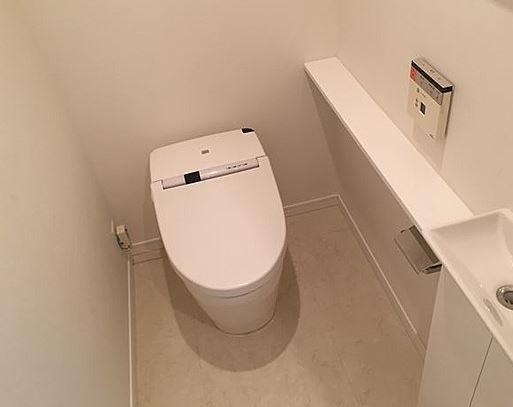 トイレ　別部屋・参考写真