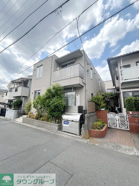 建物外観　エントランス