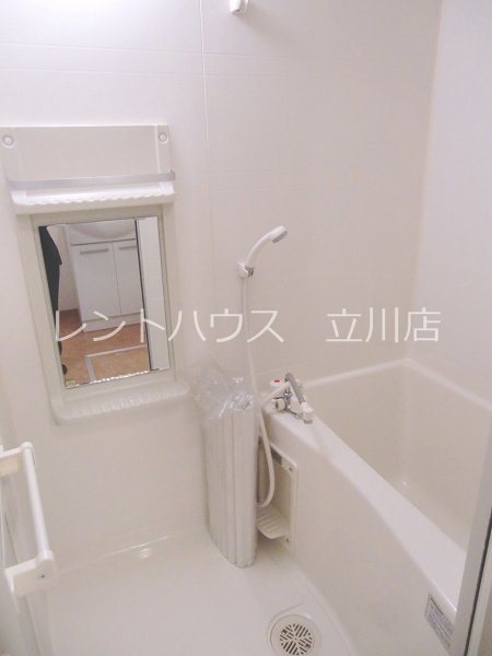 バス・シャワールーム　同建物参考写真
