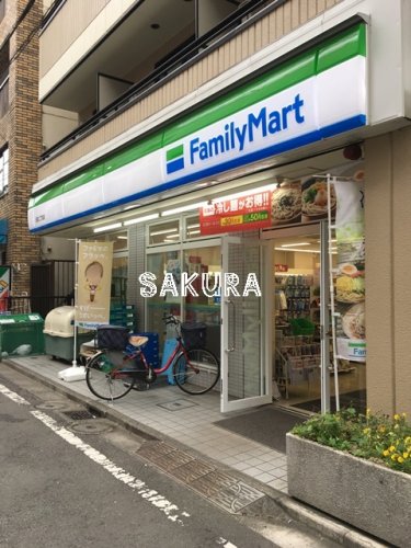 コンビニ　ファミリーマート 日吉二丁目店（コンビニ）まで964m
