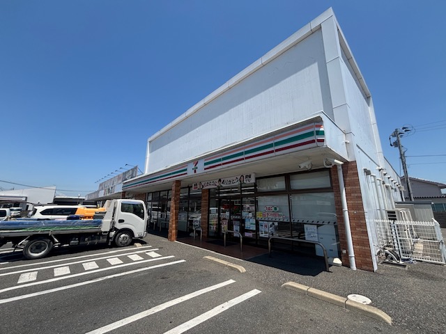 郵便局　直方新知町郵便局（郵便局）まで695m