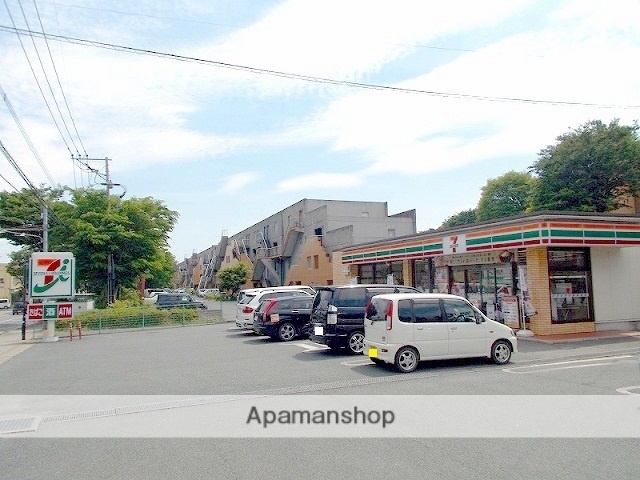 コンビニ　セブン－イレブン　熊本新地団地前店（コンビニ）まで500m